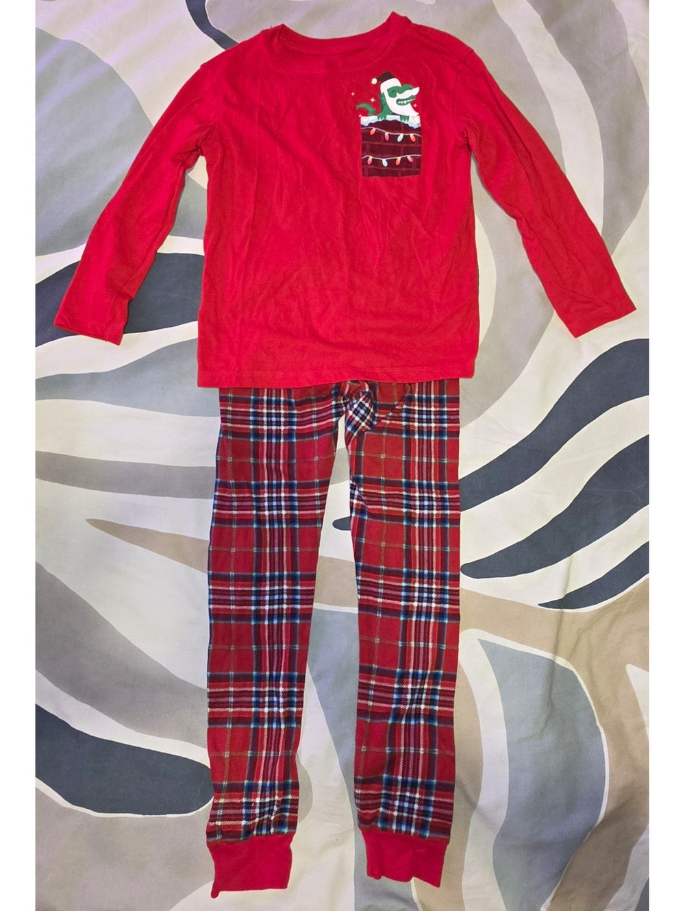 Cat & Jack Size 6 2pc Snug Fit Christmas Dinosaur Plaid Pajama Set
